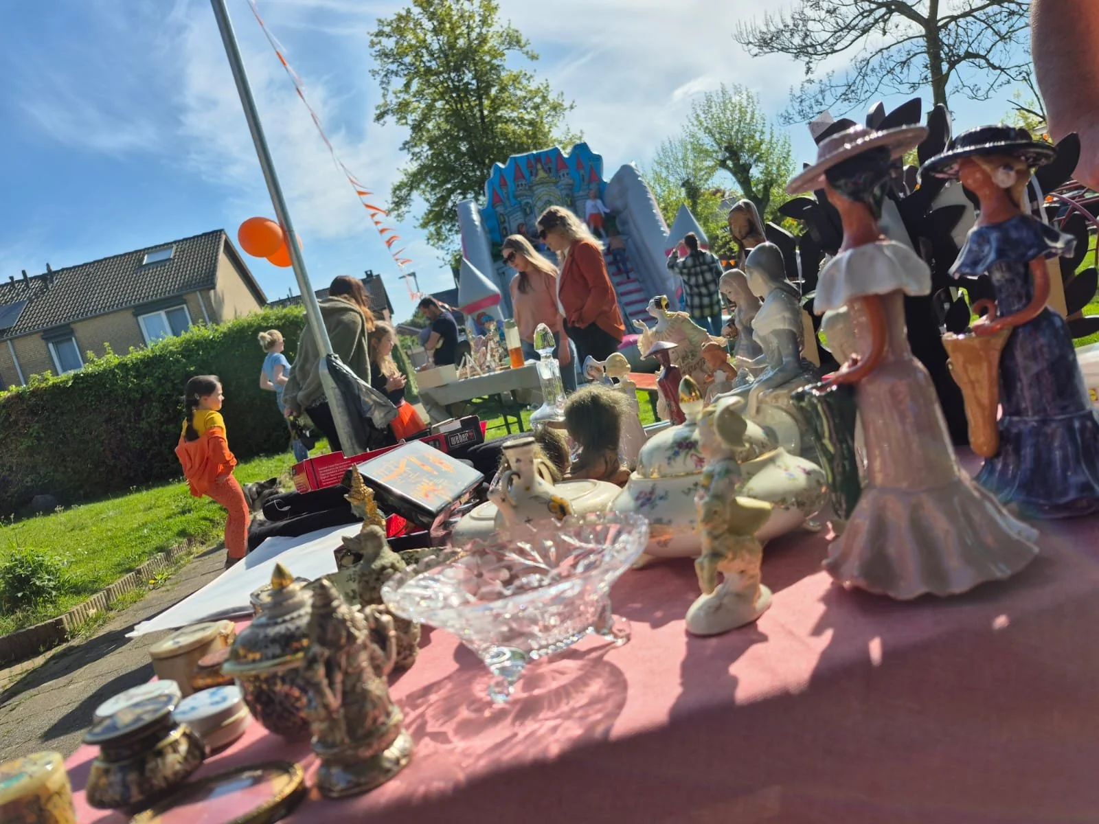 OranjeVeld braderie in het Hoefveld